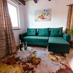 Kuca Za Odmor Zarja Chalet *